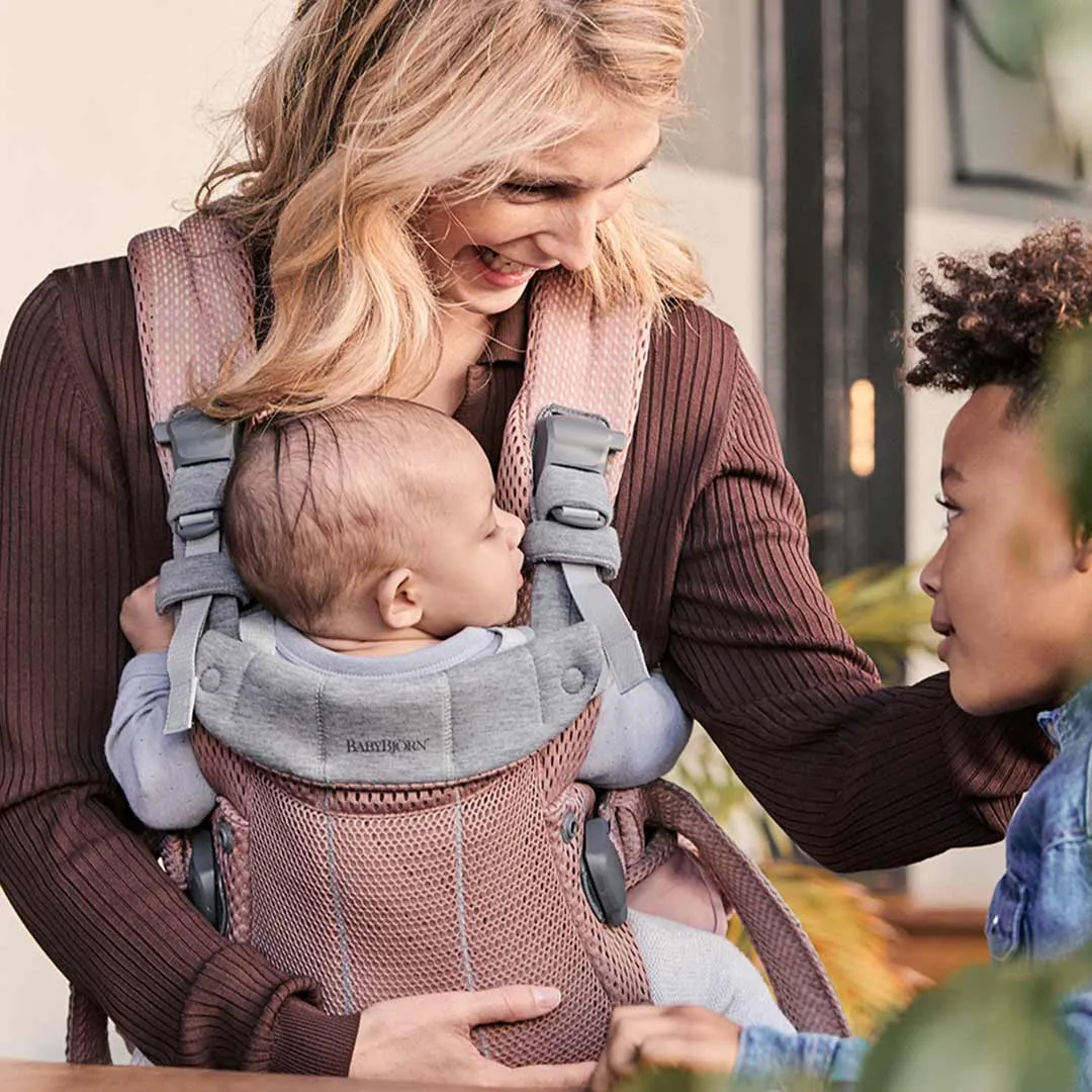 BabyBjrn Harmony 3D Mesh/Jersey Baby Carrier - Dusty Pink