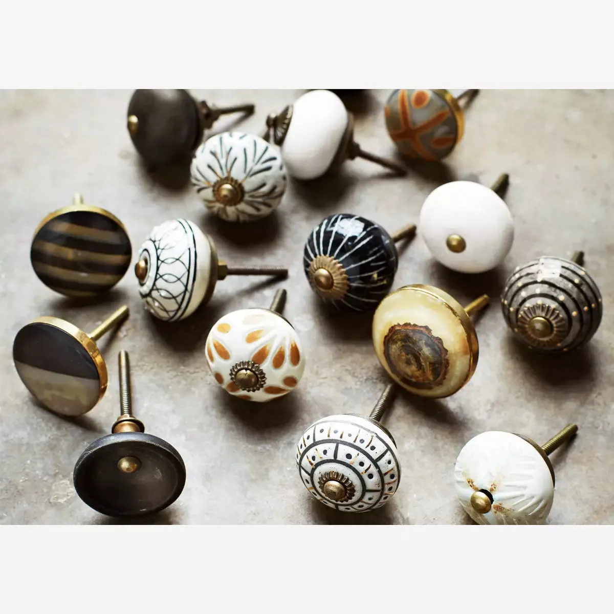 Hand Painted Stoneware Doorknob - Off White & Black