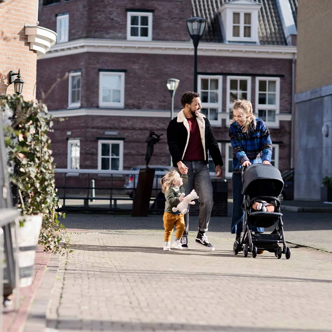 Maxi-Cosi Lara2 Pushchair - Essential Graphite
