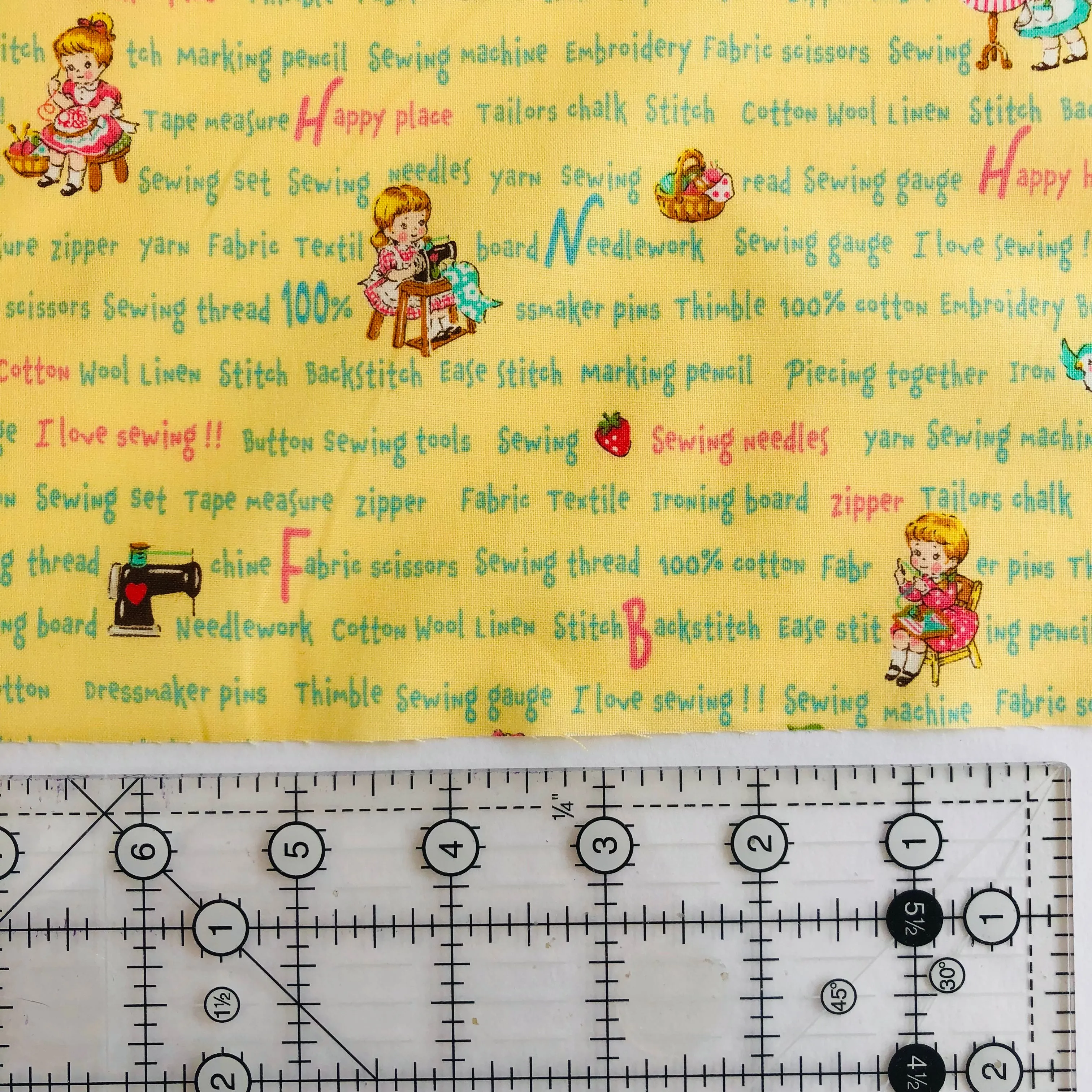 Mini Run Run Girls - Yellow - Atsuko Matsuyama - 30's Collection - Yuwa
