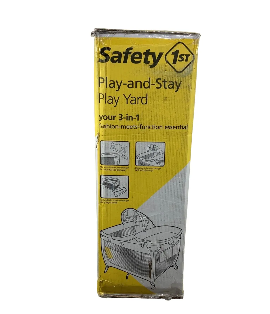 Safety 1st Play And Stay Play Yard, High Street